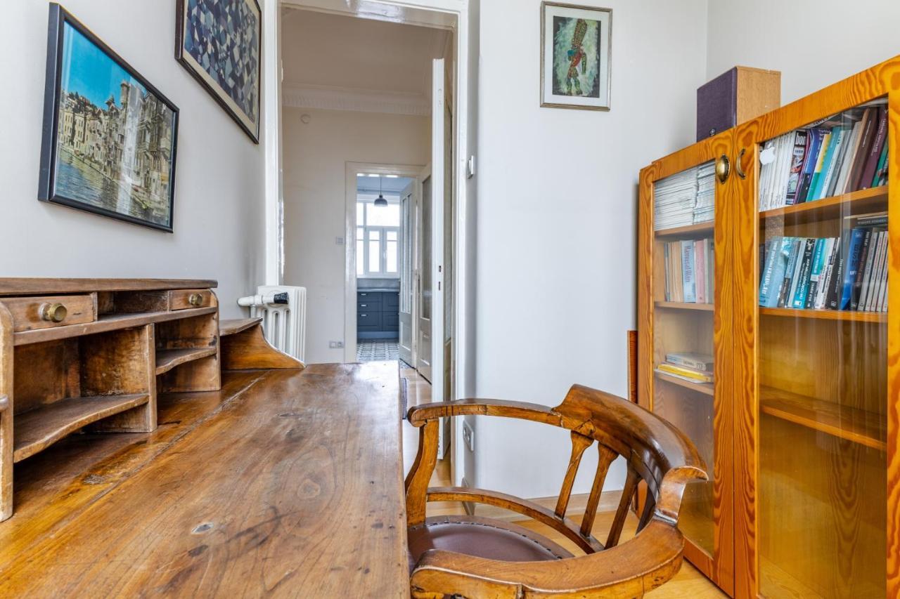 Flat With Balcony And Bosphorus View In Beyoglu Διαμέρισμα Κωνσταντινούπολη Εξωτερικό φωτογραφία