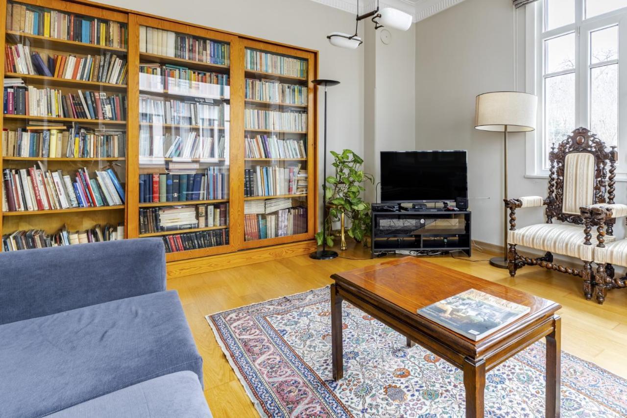 Flat With Balcony And Bosphorus View In Beyoglu Διαμέρισμα Κωνσταντινούπολη Εξωτερικό φωτογραφία