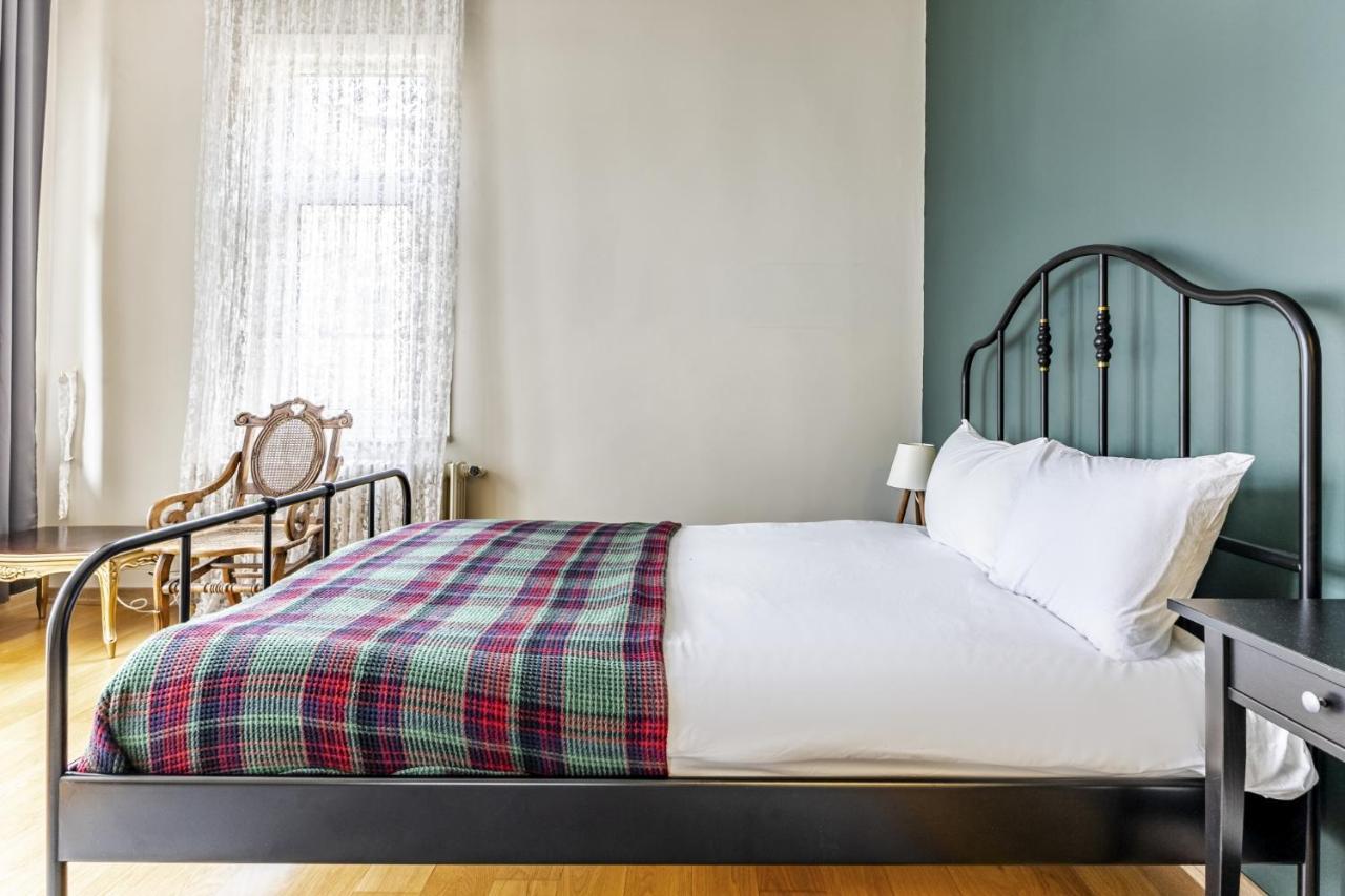 Flat With Balcony And Bosphorus View In Beyoglu Διαμέρισμα Κωνσταντινούπολη Εξωτερικό φωτογραφία