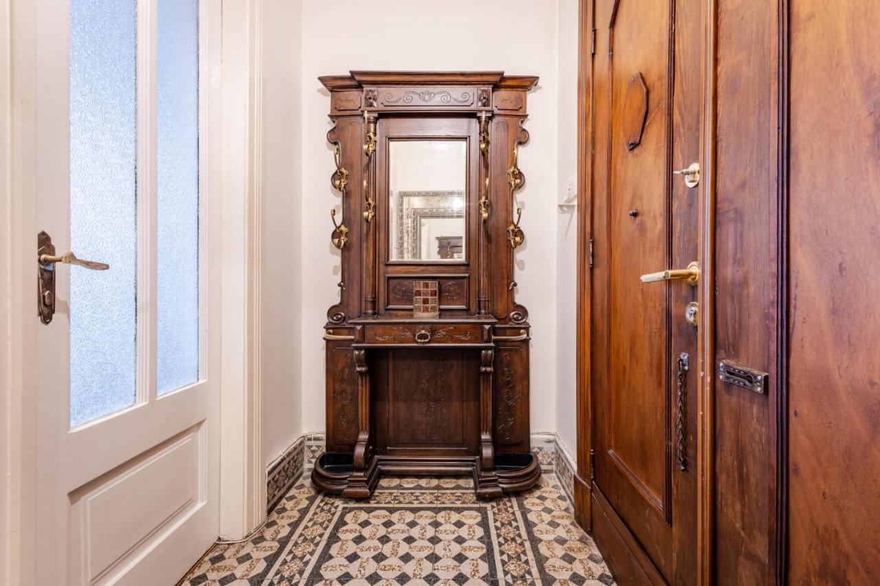 Flat With Balcony And Bosphorus View In Beyoglu Διαμέρισμα Κωνσταντινούπολη Εξωτερικό φωτογραφία